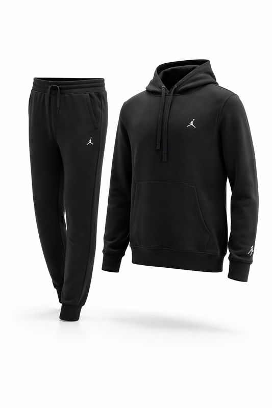 طقم رياضي رمادي – بسيط و أنيق